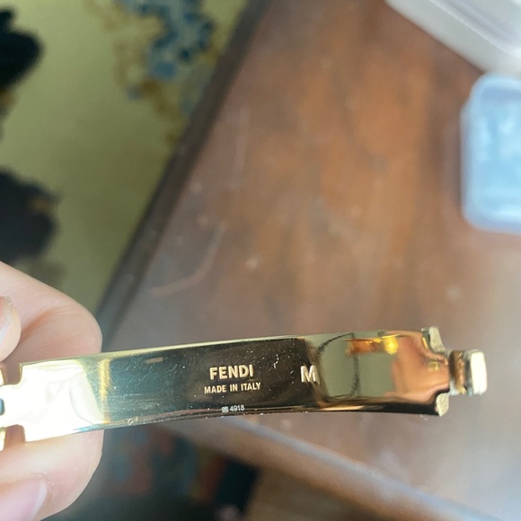 Authentic Fendi Forever bracelet Medium - Picture 3 of 8